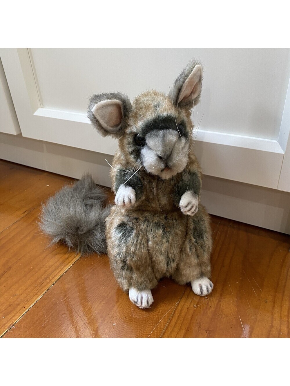 Great Condition! VTG Hansa Chinchilla Plush 1999 Realistic Stuffed Animal Plush